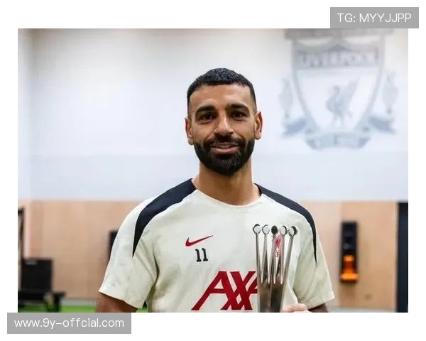 萨拉赫、范戴克等核心状态下滑,利物浦更新换代在即 萨拉赫、范戴克等核心状态下滑,利物浦更新换代在即