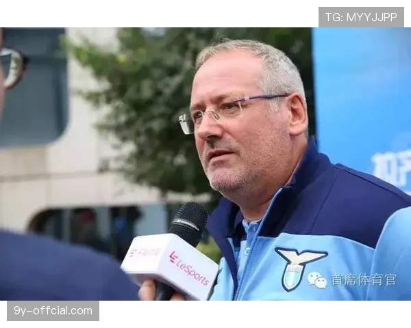 法国足球协会启动社区教练培训计划,重点推广高位逼抢的青少年训练模块